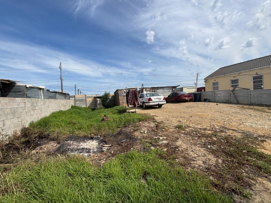 0 Bedroom Property for Sale in Lwandle Western Cape